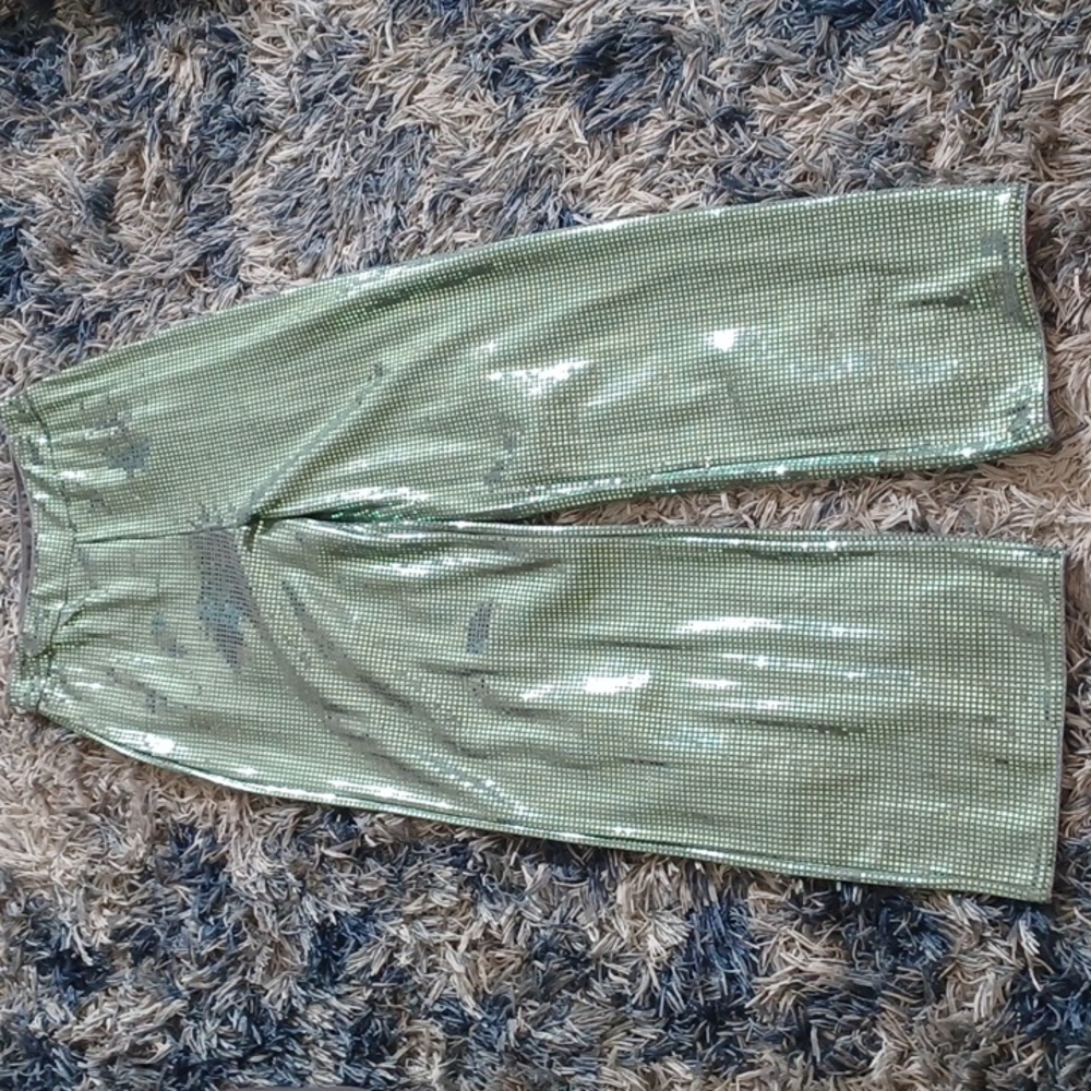 Small wide leg pants